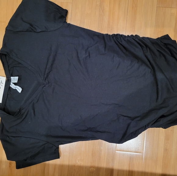 2 NWT oh mamma maternity tops - Picture 3 of 4